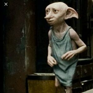 Meet your Posher, Dee